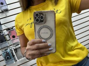 Cell phone and accessories store at Miami Airport | Nextouch